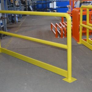 U-shaped protection barrier-with plinth 1000-1500x900 mm