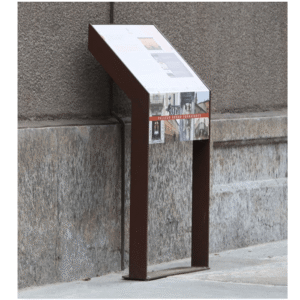 Panel / Totem for displaying information about cities, museums