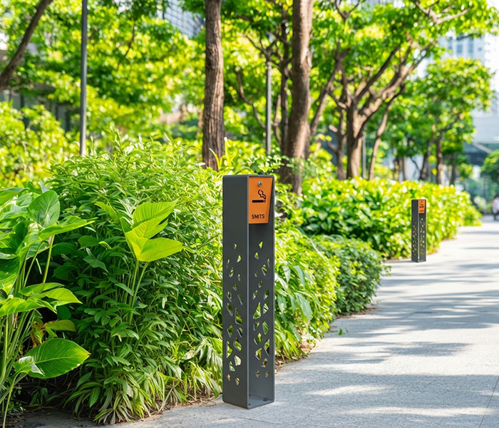 Outdoor-Metal-Ashtray
